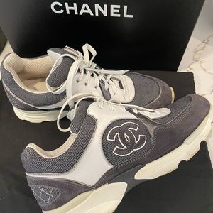 CHANEL CLASSIC DOUBLE CC SNEAKERS